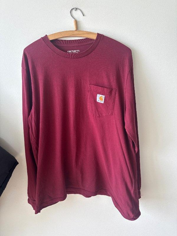 Carhartt peysa