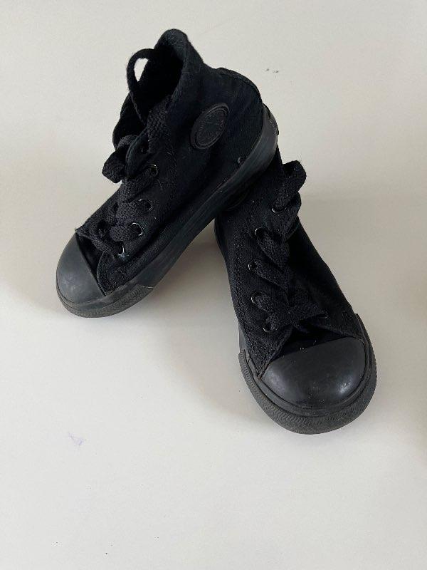 Converse svartir barnaskór