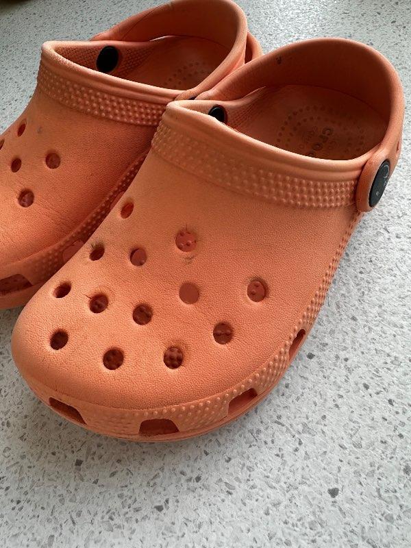 Crocks skór
