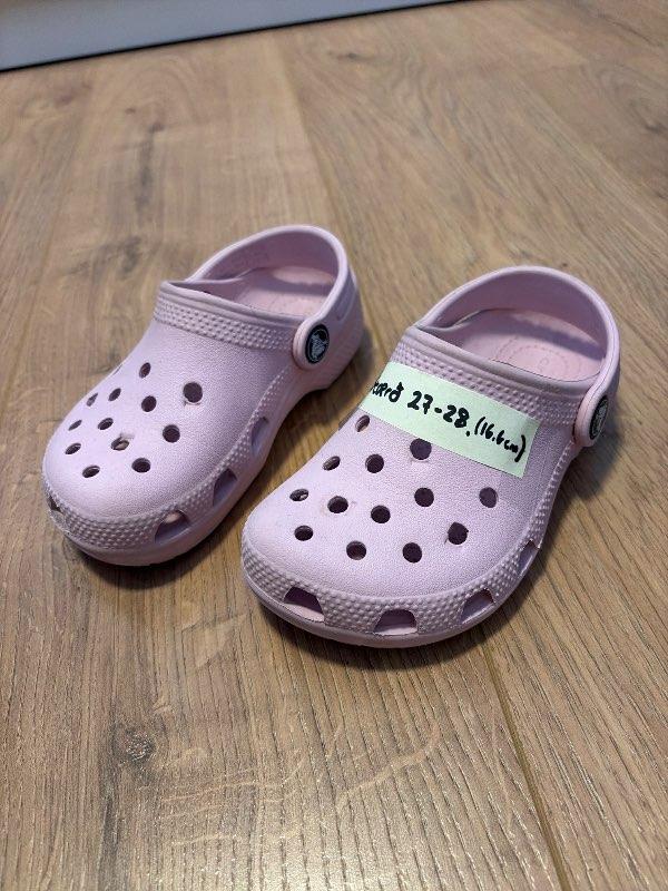 Crocs bleikir
