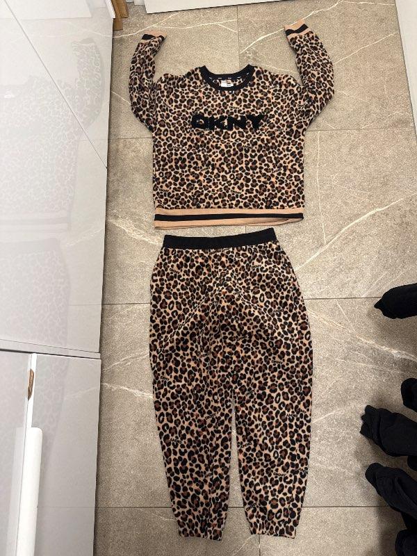 Dkny galli