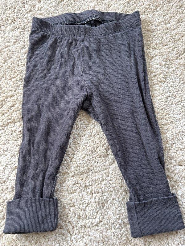 Dökkgráar H&M ribbed buxur