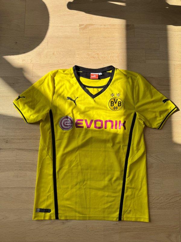 Dortmund fótboltatreyja