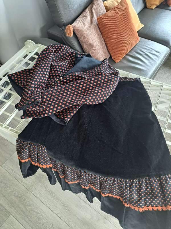 Dress jakki og pils