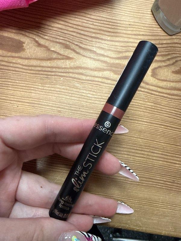 Essence lip stick