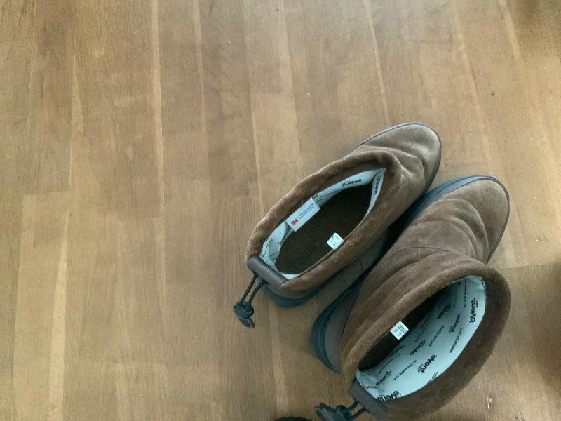 Even boots