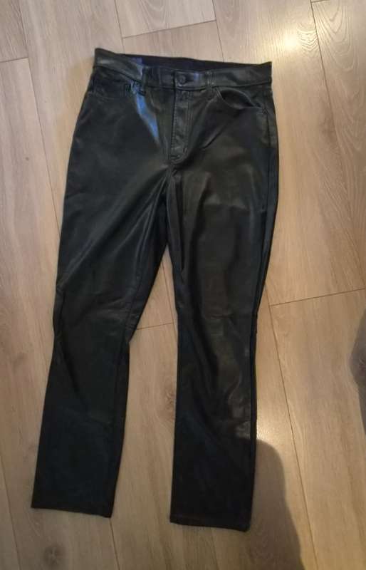 GAP mjúkar leðurbuxur svartar
