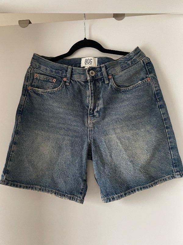 Gallastuttbuxur urban outfitters