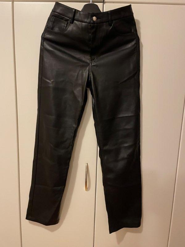Gina Tricot - Pleður buxur