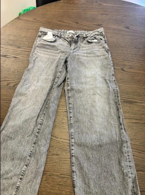 Gina Tricot Perfect Jeans ljósgráar