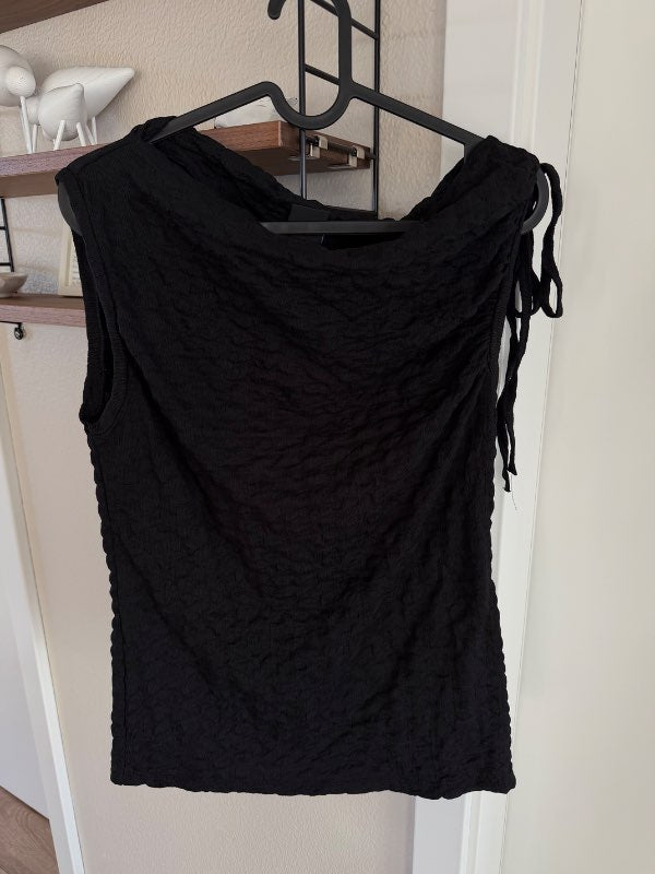 Gina Tricot bolur