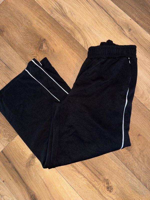 Gina Tricot buxur