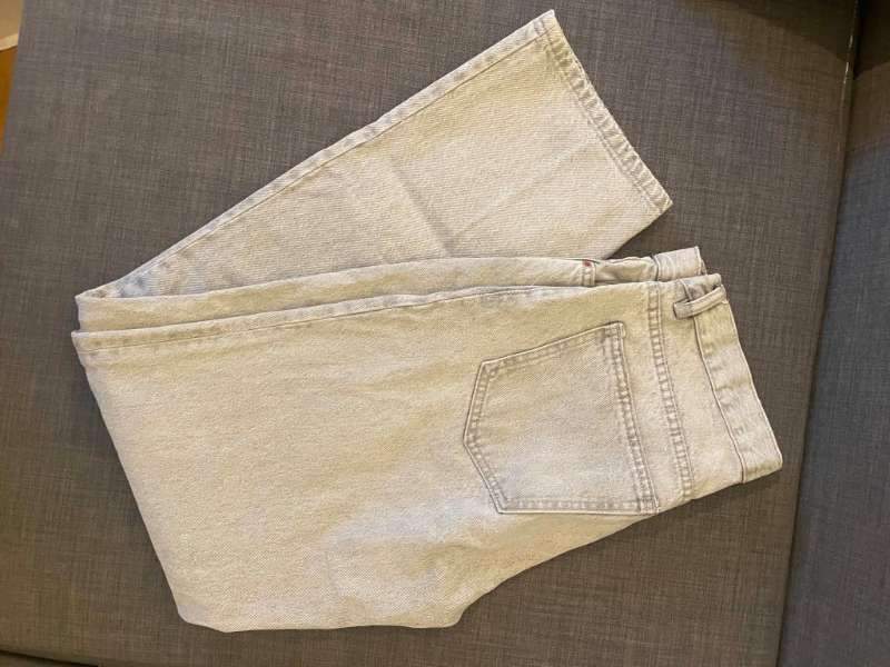 Gina Tricot gallabuxur gráar
