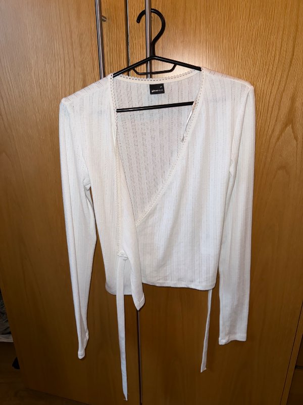Gina tricot Wrap around