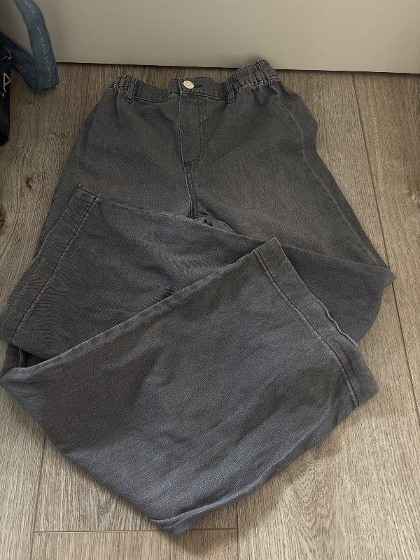Gráar gallabuxur Zara