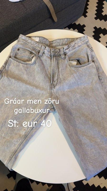 Gráar gallabuxur úr zöru