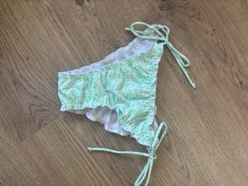 Græn bikinibrók