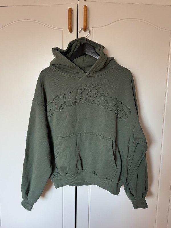 Græn scuffers hettupeysa