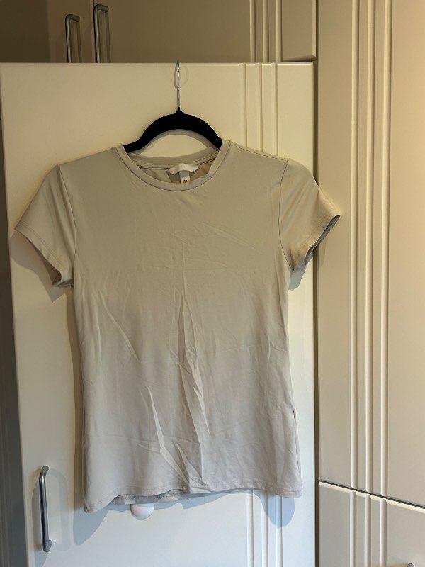 H&M Beige Bolur
