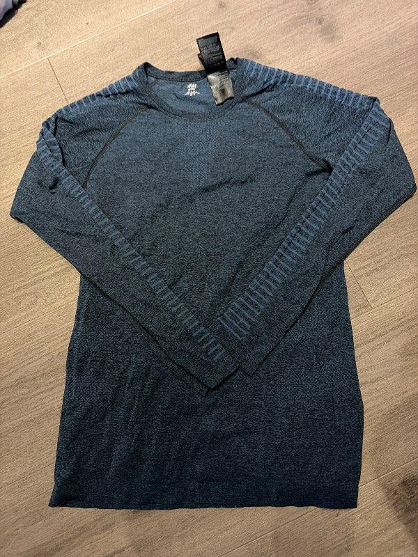 H&M íþróttapeysa
