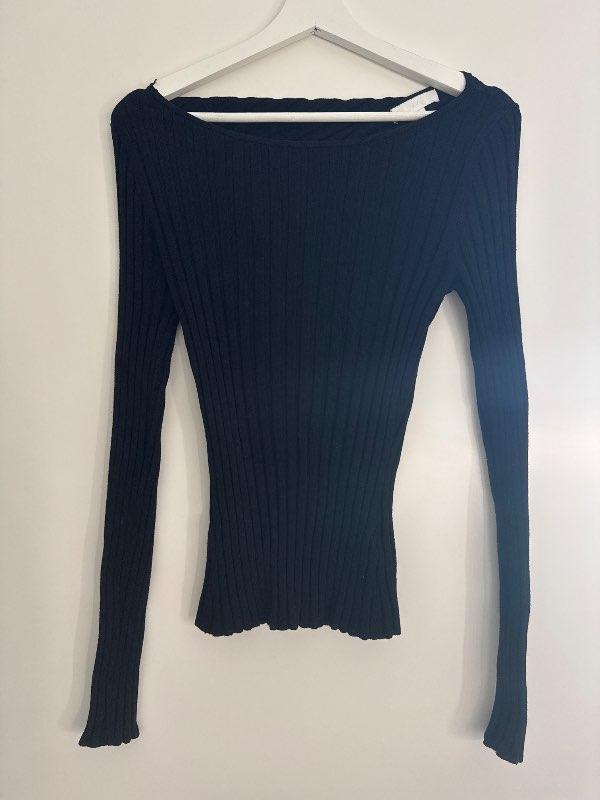 H&M peysa svört