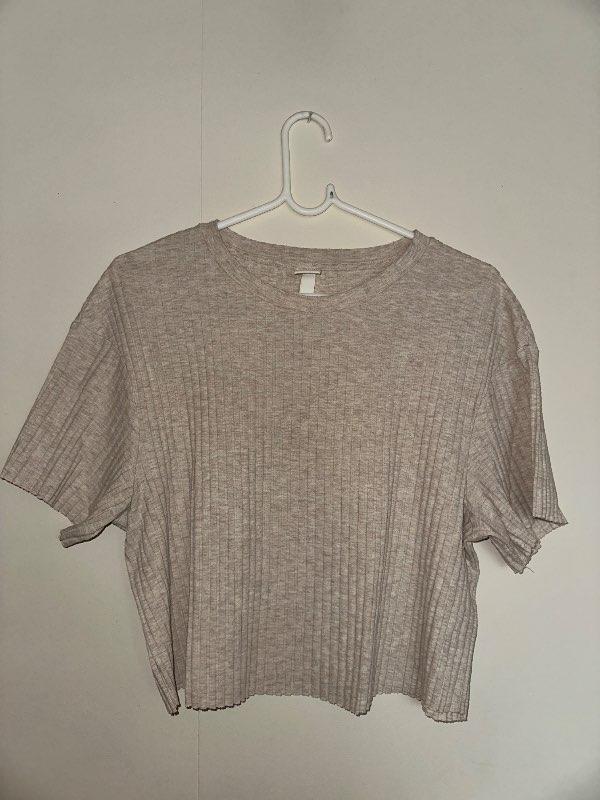 H&M stuttermabolur