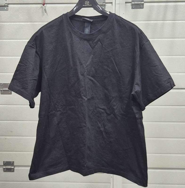 H&M svartur bolur