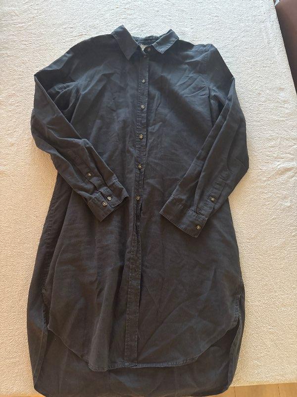 H&m síð svört skyrta