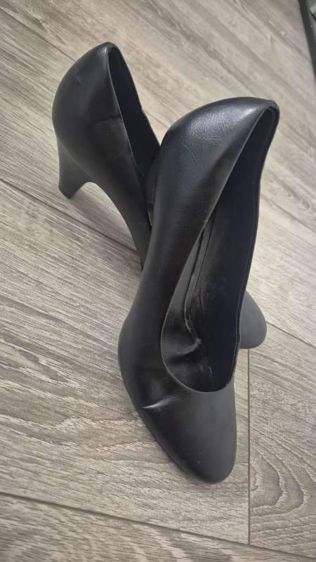 Hælaskór svartir