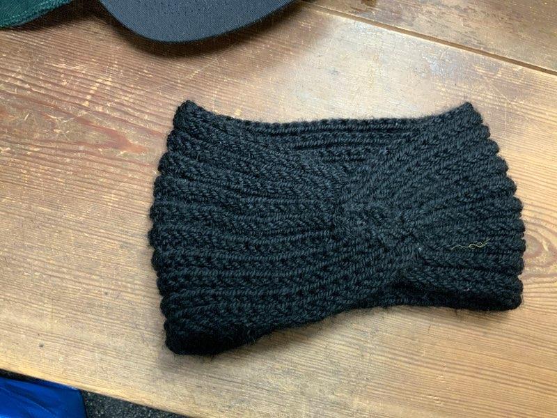 Handmade headband black