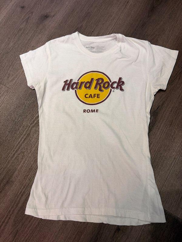 Hard Rock Rome stuttermabolur