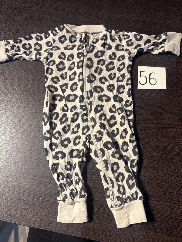 Hlébarða náttgalli 56