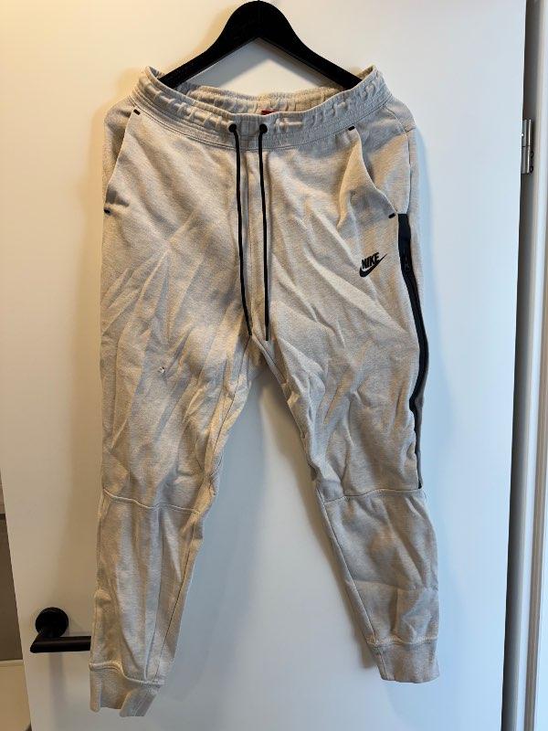 Hvítar nike buxur