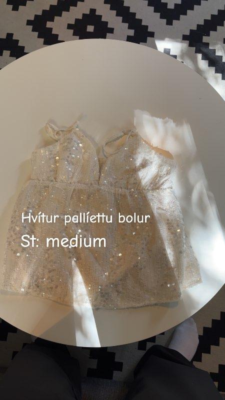 Hvítur pallíettu bolur
