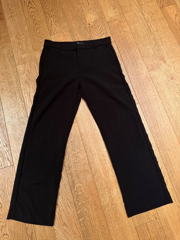 Sparibuxur (gina tricot)