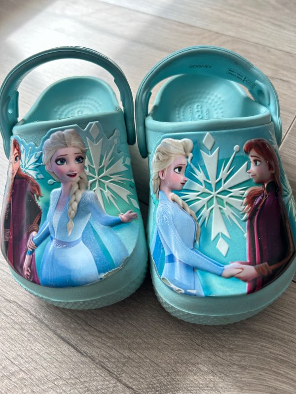 Frozen crocs