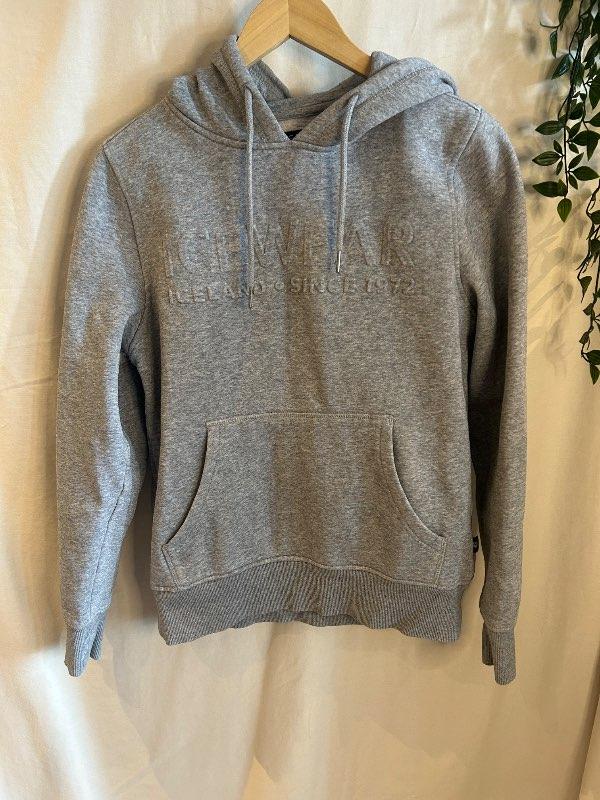 Icewear hettupeysa