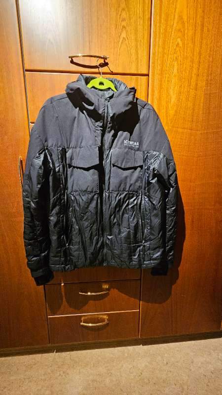 Icewear jakki Svörtu Sandar