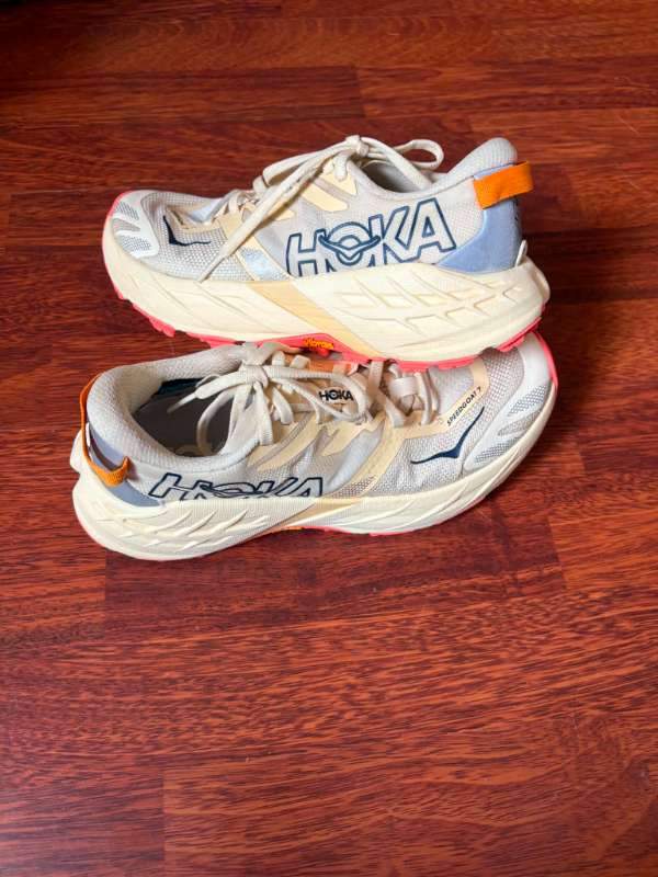 Íþróttaskór, Hoka speedgoat 7