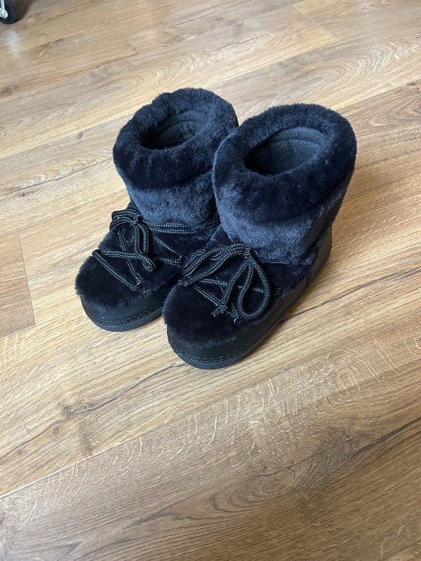 Júník boots