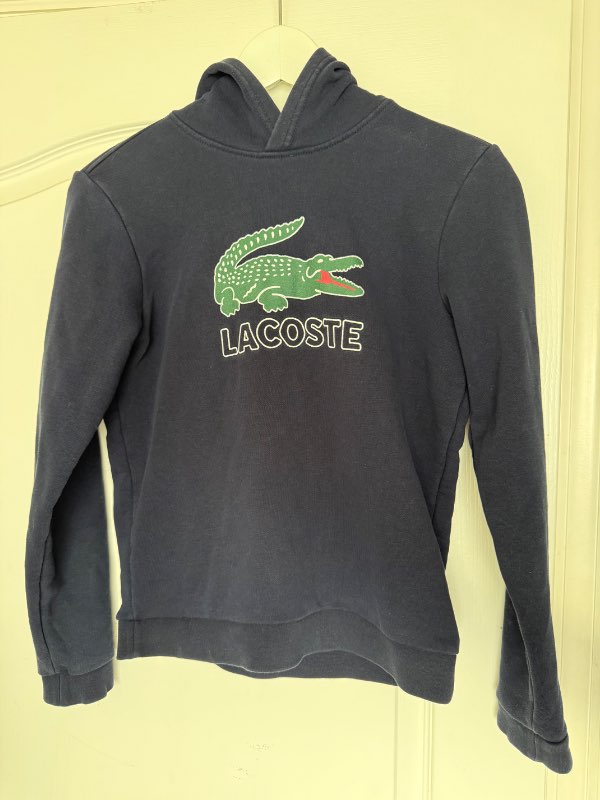 Lacoste hettupeysa