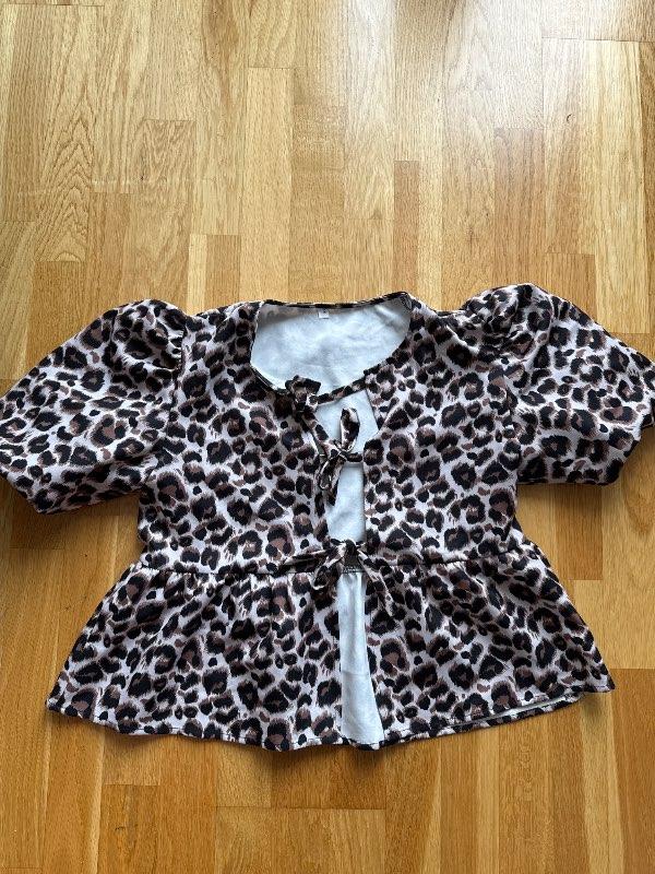 Leopard blússa