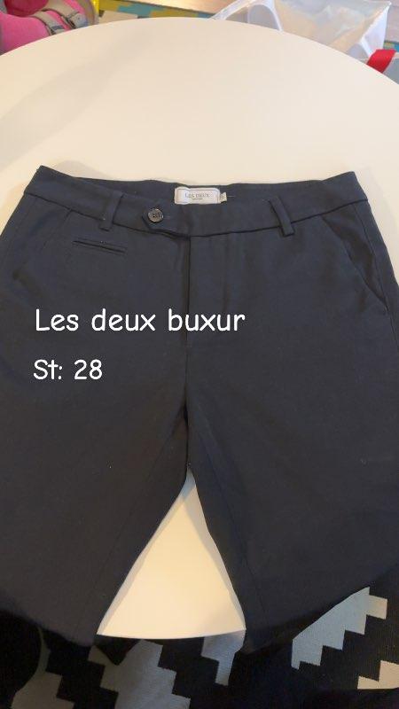 Les deux buxur