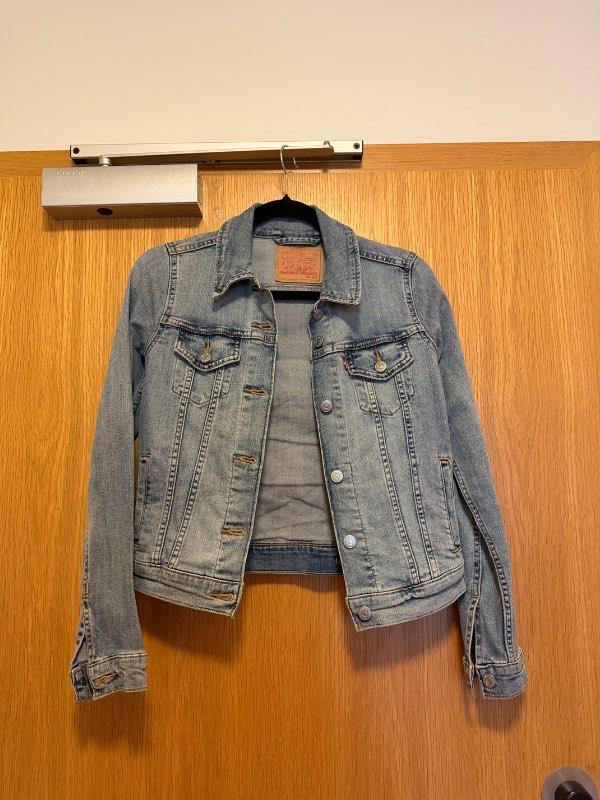 Levi’s gallajakki