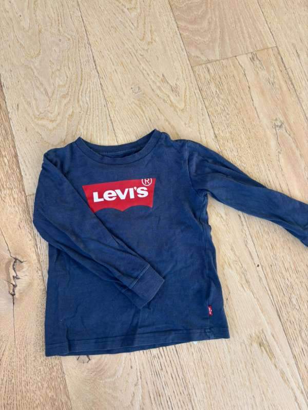 Levis- langerma bolur