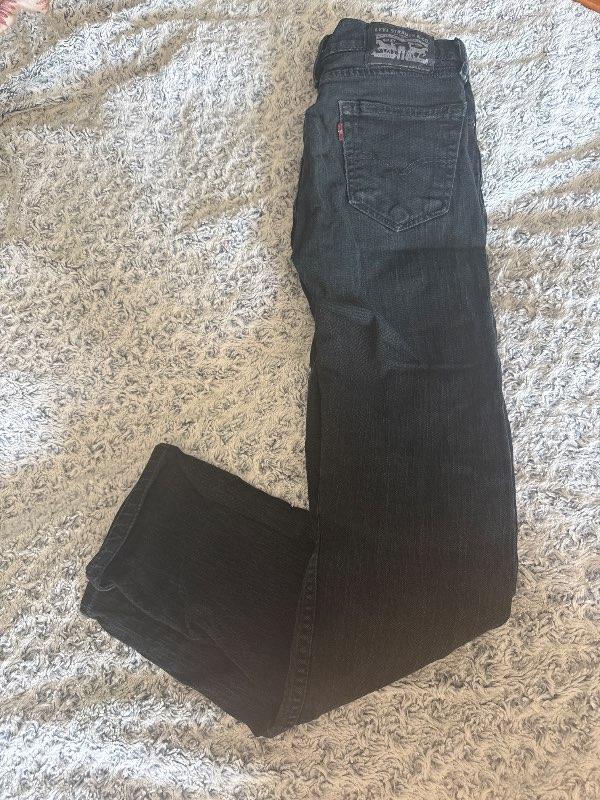 Levis gallabuxur - svartar
