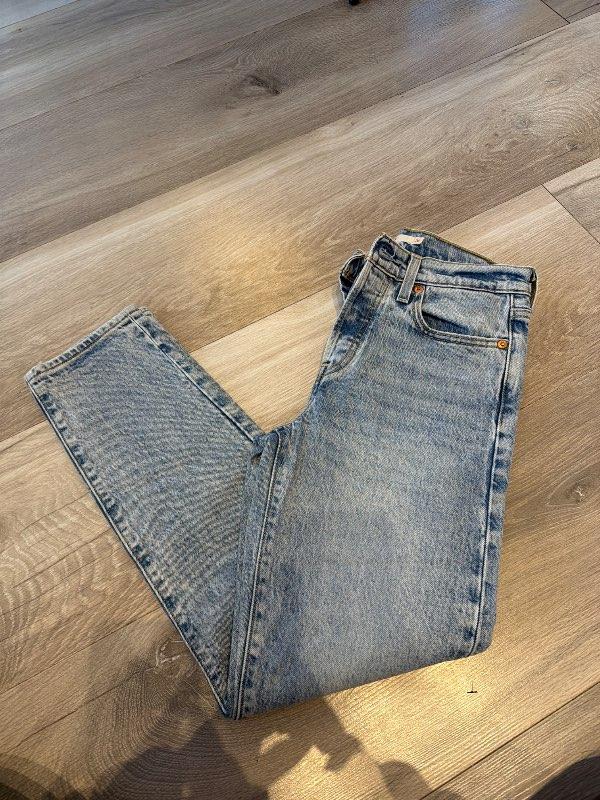 Levis galló