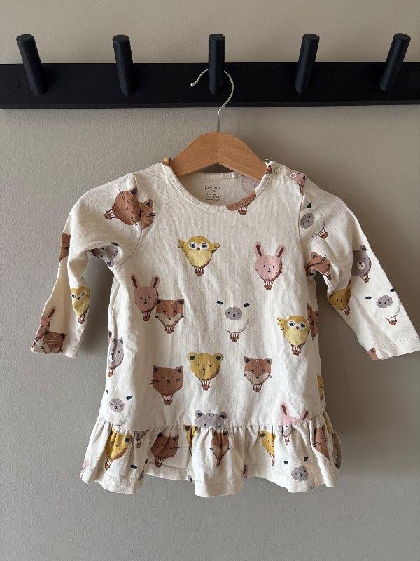 Lindex kjóll með dýrum