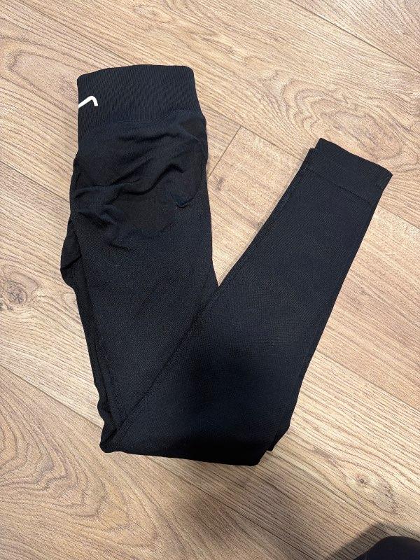 Metta leggings