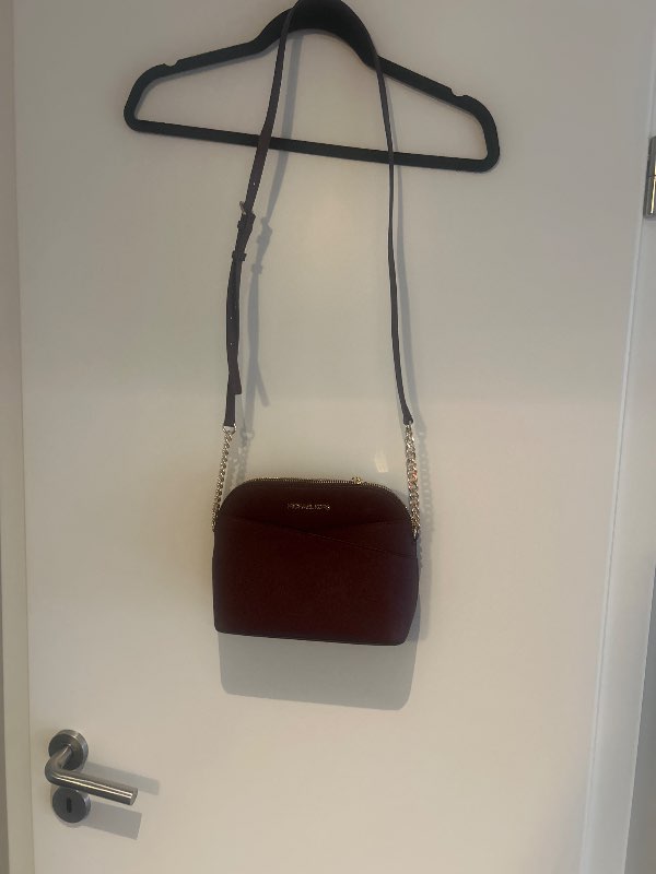Michael kors taska ir